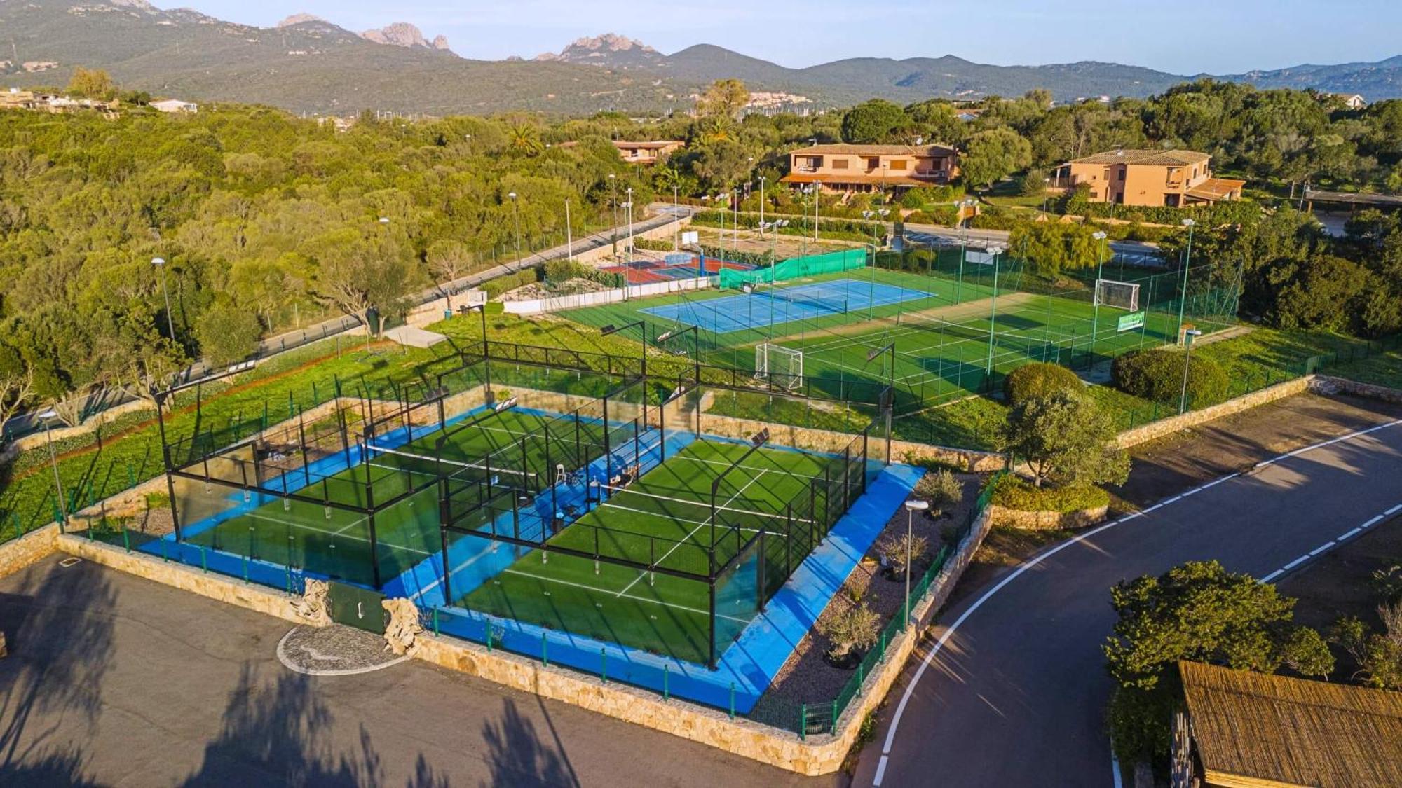 Deluxe Apartments In Porto Rotondo Exterior photo